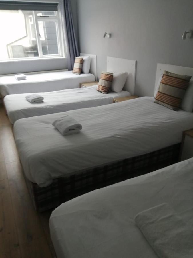 An File Economy Rooms Westport Dış mekan fotoğraf